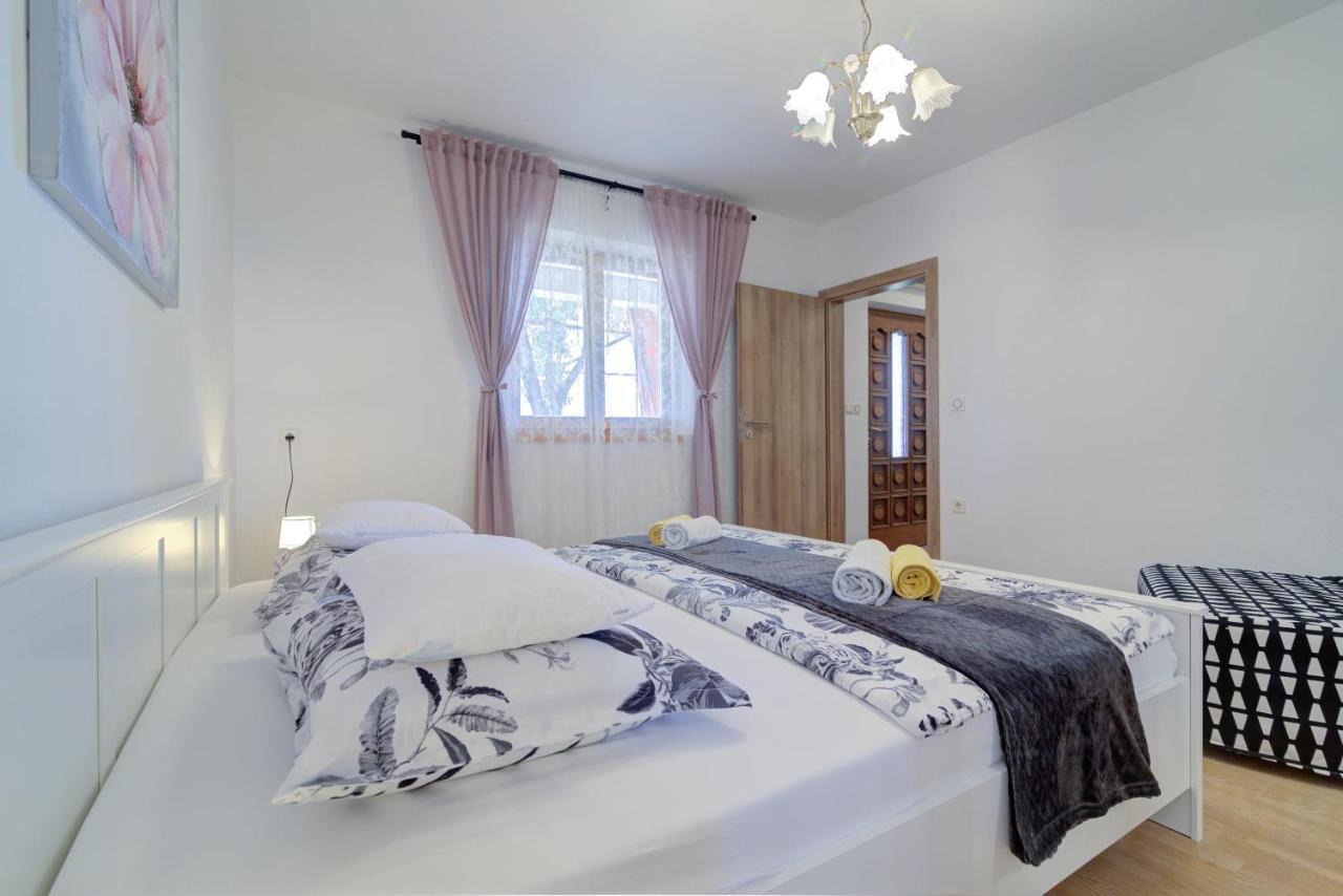 Josipa & Jelena Apartment Senj  Zewnętrze zdjęcie